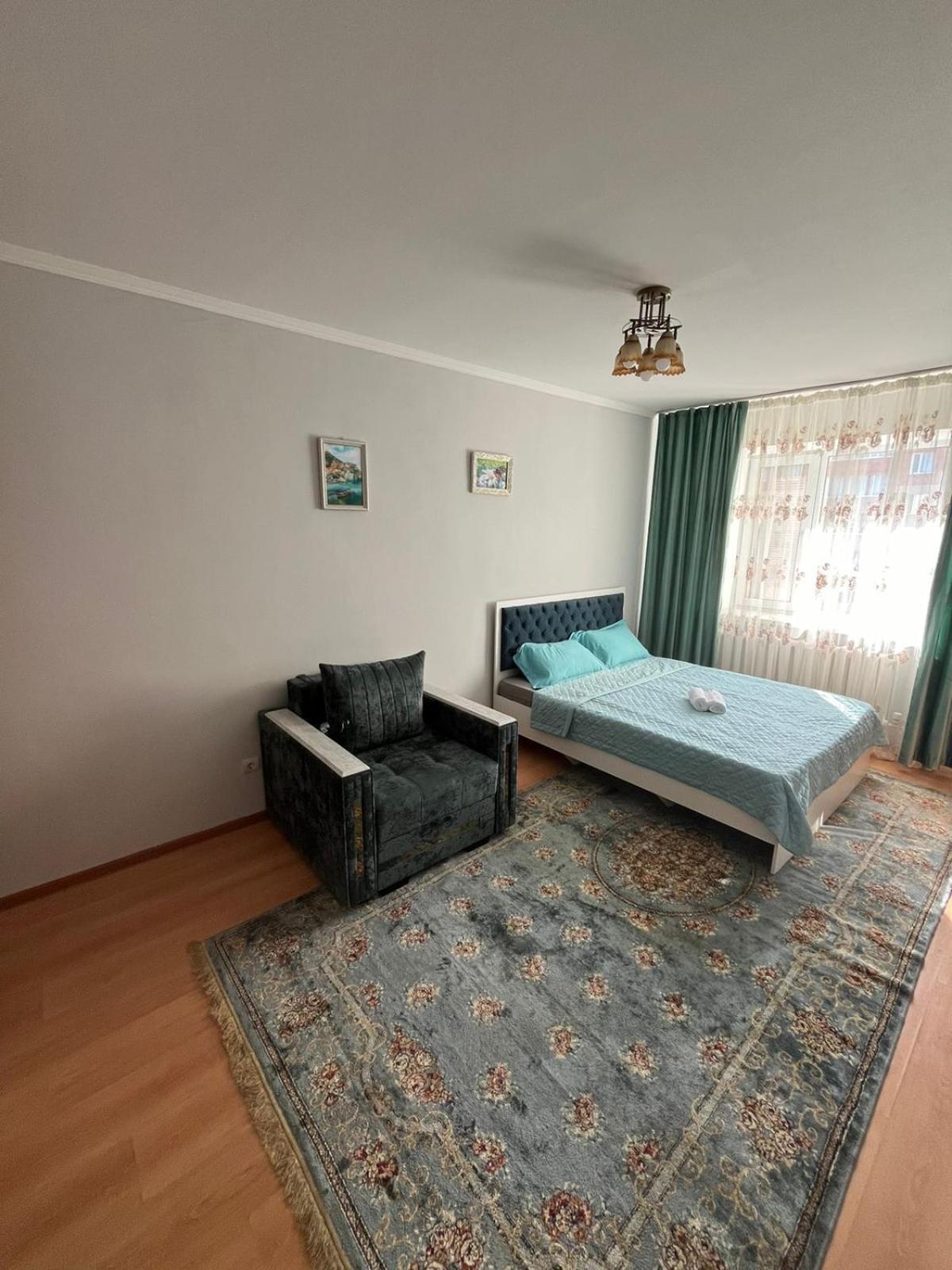 Cosy flat in the city center Taldykol Eksteriør bilde